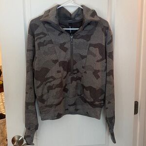 Cropped grey camo sweater